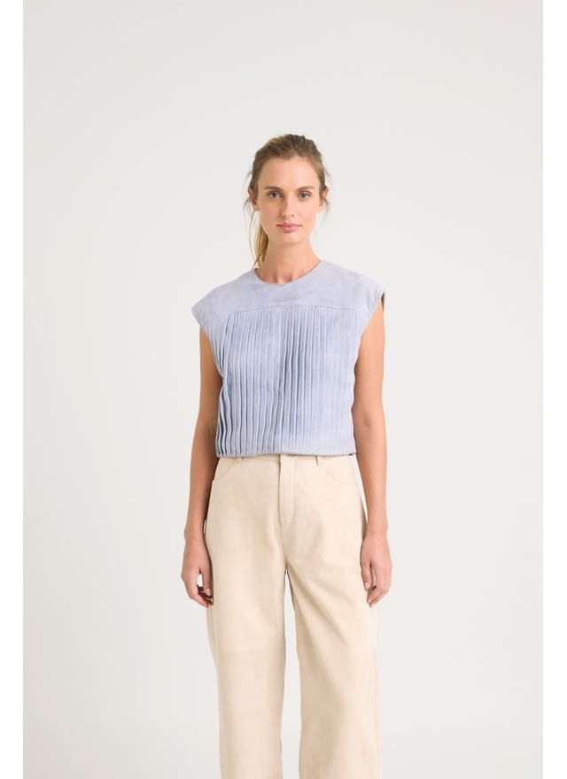 Camisa clavel en cuero gamuza para mujer detalle prenses